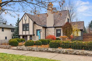 2707 Main STREET, La Crosse, WI 54601