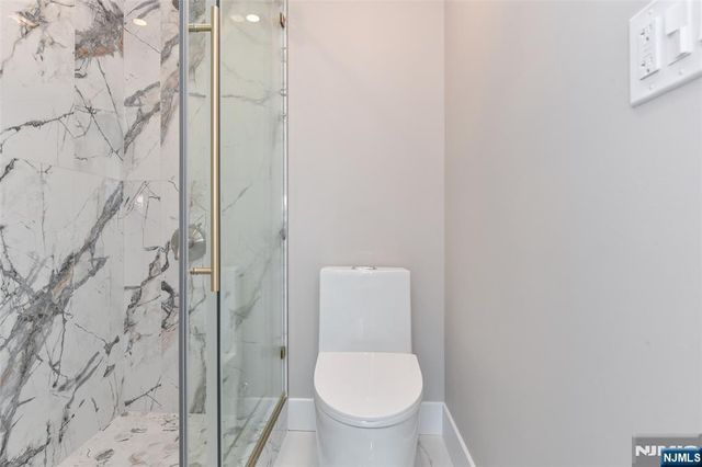 332 Coolidge Avenue 2, Fort Lee, NJ 07024