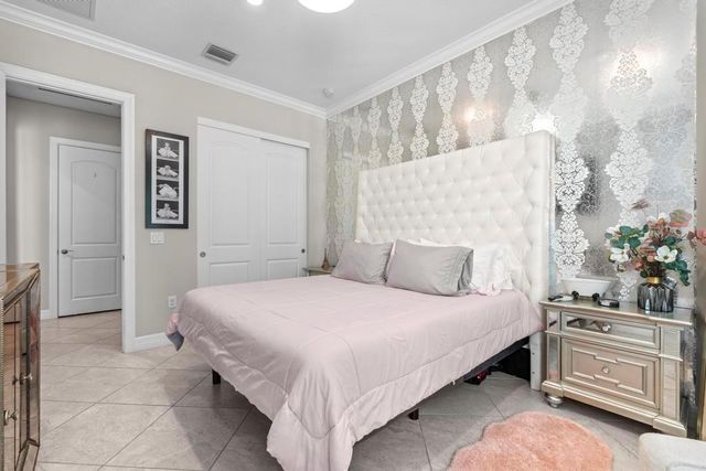 8426 Vaulting Drive, Lake Worth, FL 33467