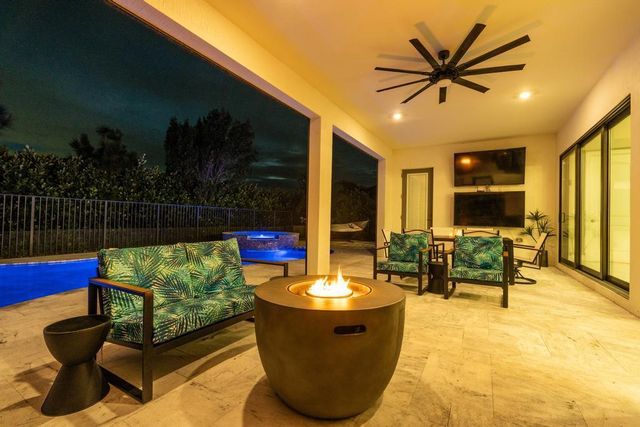 8426 Vaulting Drive, Lake Worth, FL 33467