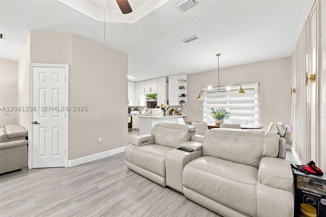 14091 SW 51st Ln, Miramar, FL 33027