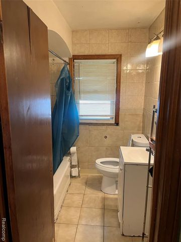 4853 Guilford Street, Detroit, MI 48224