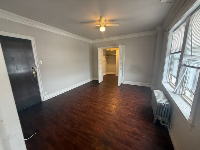 6748 N Ashland Avenue 512, Chicago, IL 60626
