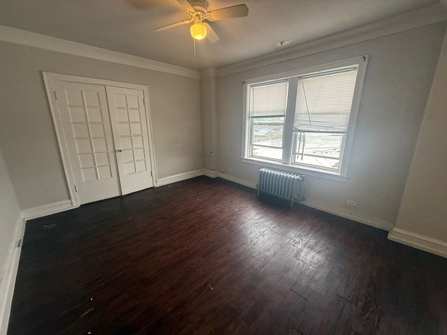 6748 N Ashland Avenue 512, Chicago, IL 60626