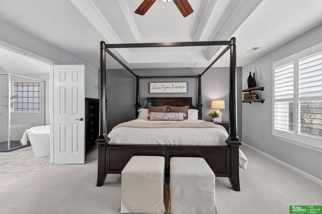 17610 T Street, Omaha, NE 68135