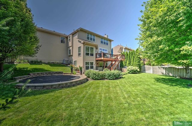 17610 T Street, Omaha, NE 68135