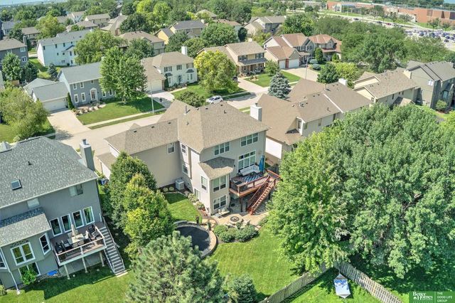 17610 T Street, Omaha, NE 68135