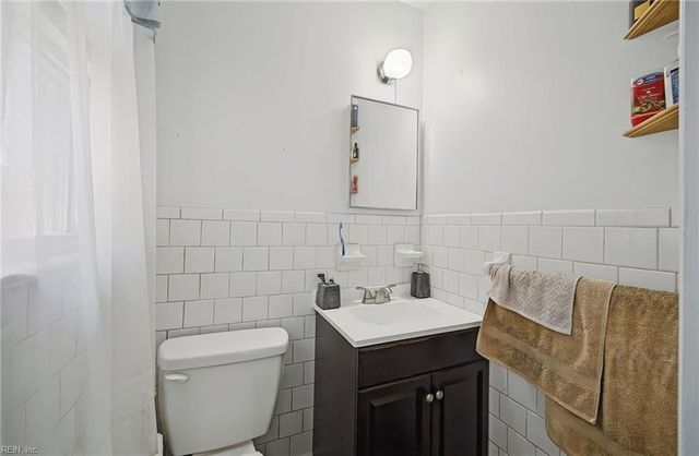 718 Osborn AVE, Chesapeake, VA 23325