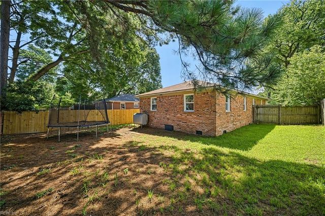 718 Osborn AVE, Chesapeake, VA 23325