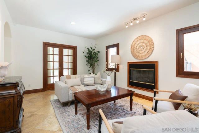 14238 Via Michelangelo, San Diego, CA 92129