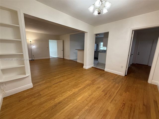 2151 SW 21st Ter, Miami, FL 33145