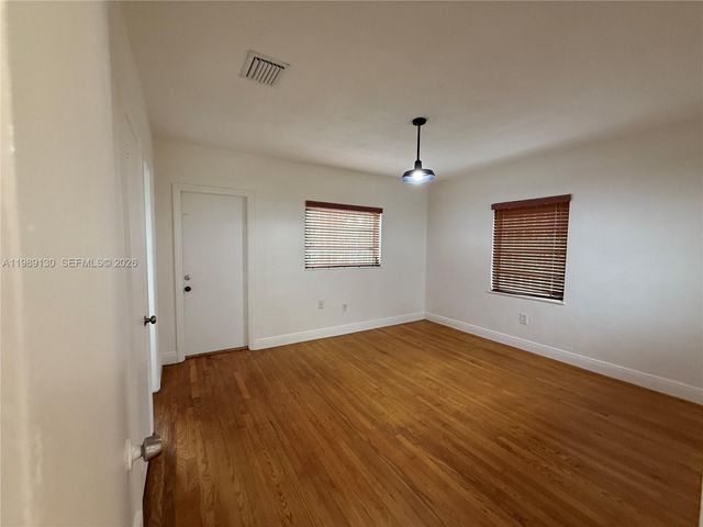 2151 SW 21st Ter, Miami, FL 33145