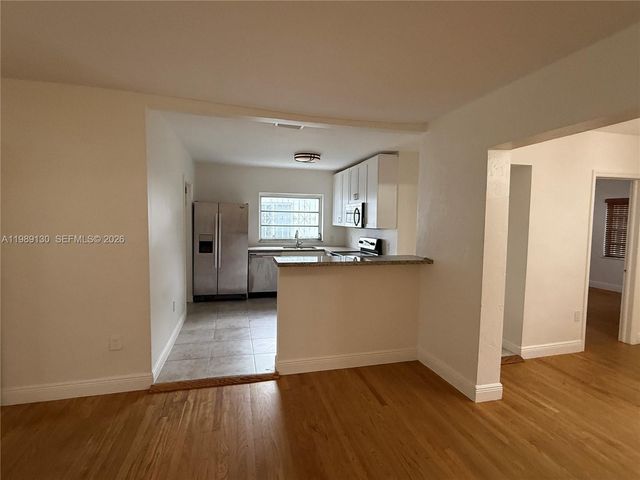 2151 SW 21st Ter, Miami, FL 33145