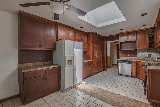 9716 Rail Road, Midwest City, OK 73130