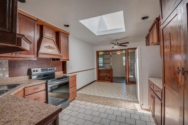 9716 Rail Road, Midwest City, OK 73130