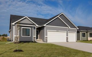2720 NW Greenwood Street, Ankeny, IA 50023