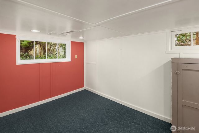 548 NE 102nd Street, Seattle, WA 98125