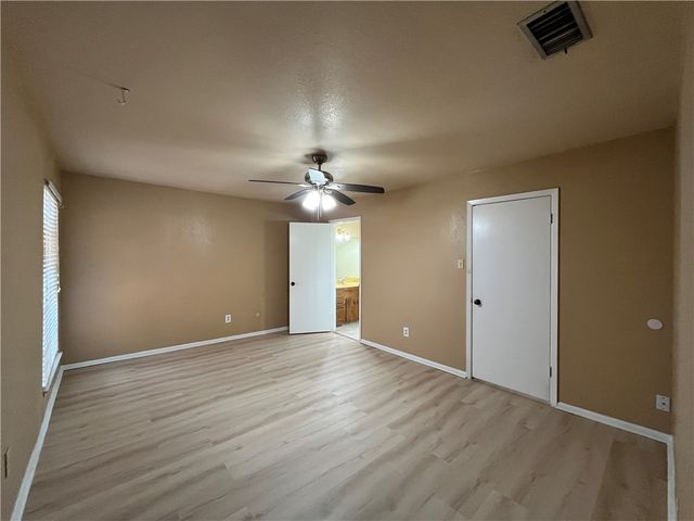 3624 Glenway St, Corpus Christi, TX 78415