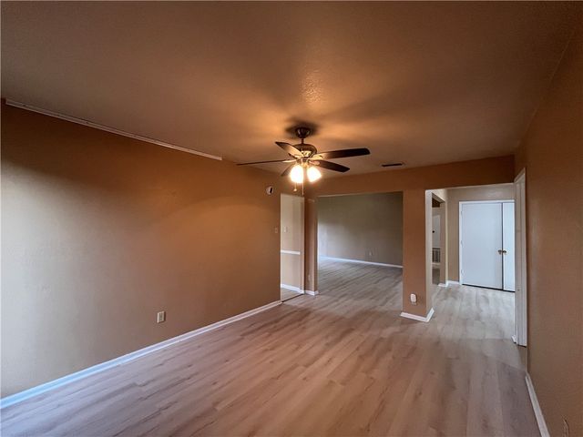 3624 Glenway St, Corpus Christi, TX 78415