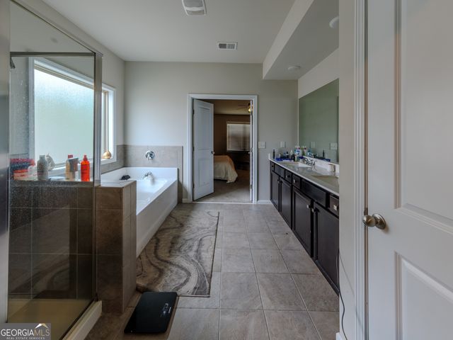 3007 Cove View Court, Dacula, GA 30019