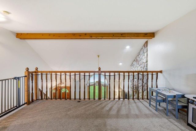 642 Small Farm ROAD, Mukwonago, WI 53149
