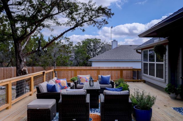 1 Sunset CIR, Wimberley, TX 78676
