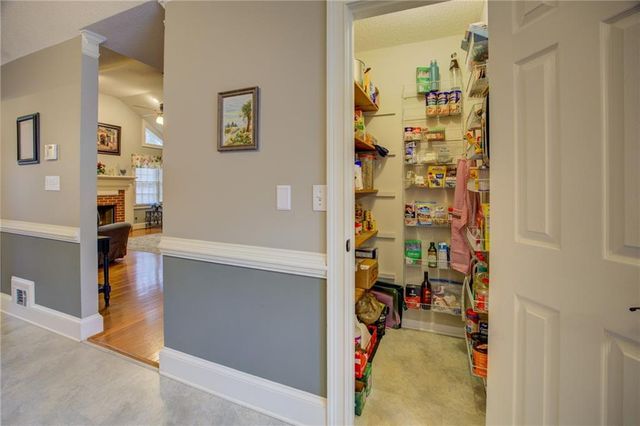 4720 Meadowlark SE Drive, Conyers, GA 30094