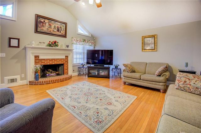 4720 Meadowlark SE Drive, Conyers, GA 30094