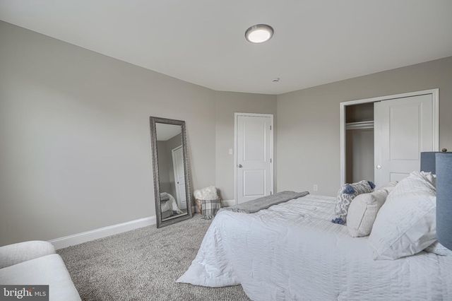 1420 KINGSWAY RD, Baltimore, MD 21218