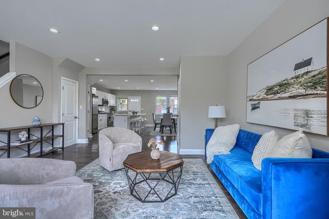 1420 KINGSWAY RD, Baltimore, MD 21218