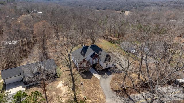 324 Old Hardin Road, Dallas, NC 28034