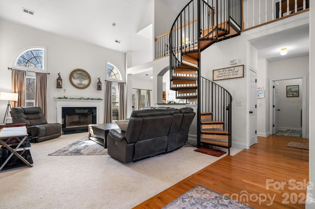 324 Old Hardin Road, Dallas, NC 28034