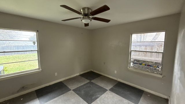 625 Midvale Drive, Dallas, TX 75232