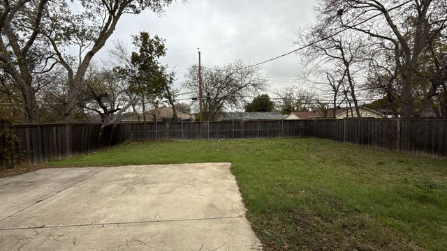 625 Midvale Drive, Dallas, TX 75232