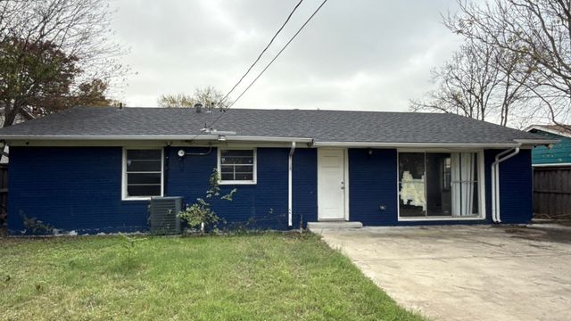 625 Midvale Drive, Dallas, TX 75232