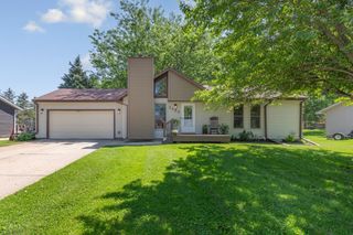 2585 3rd Avenue NE, Owatonna, MN 55060
