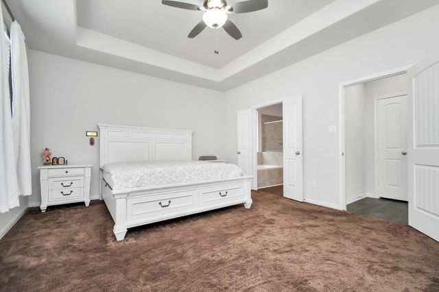 6145 White Oak Leaf Loop, Conroe, TX 77303