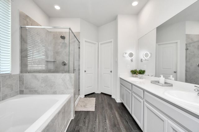 6145 White Oak Leaf Loop, Conroe, TX 77303