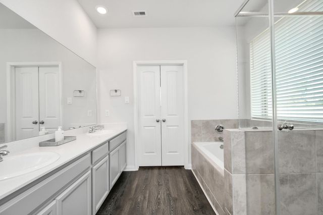 6145 White Oak Leaf Loop, Conroe, TX 77303