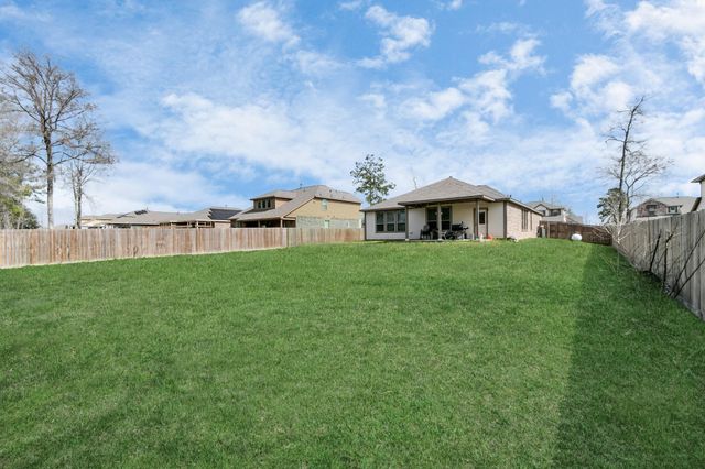 6145 White Oak Leaf Loop, Conroe, TX 77303