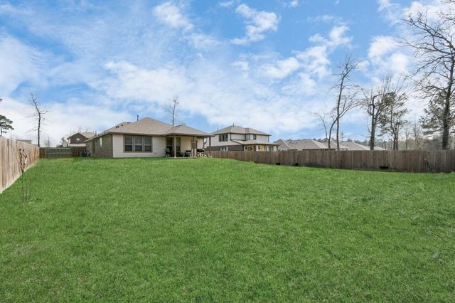 6145 White Oak Leaf Loop, Conroe, TX 77303