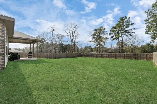 6145 White Oak Leaf Loop, Conroe, TX 77303