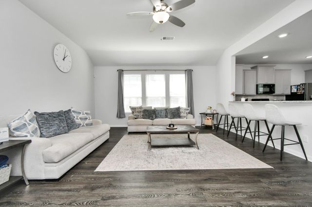 6145 White Oak Leaf Loop, Conroe, TX 77303