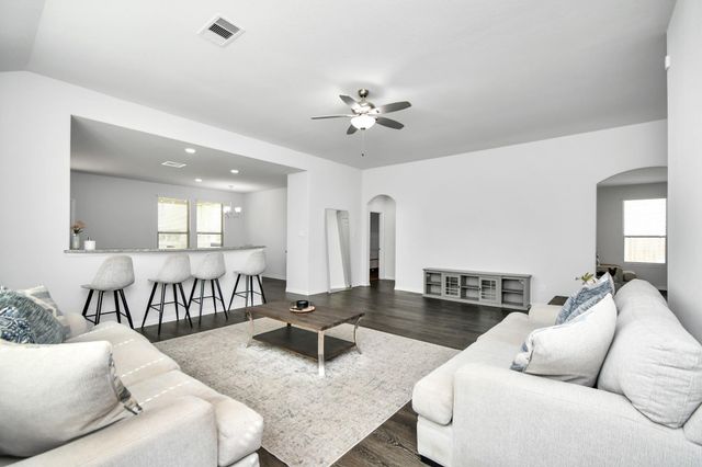 6145 White Oak Leaf Loop, Conroe, TX 77303