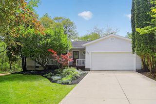 714 Greenbriar Circle, Howard, OH 43028