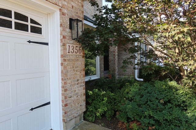 1356 Green Pheasant Lane, Batavia, IL 60510