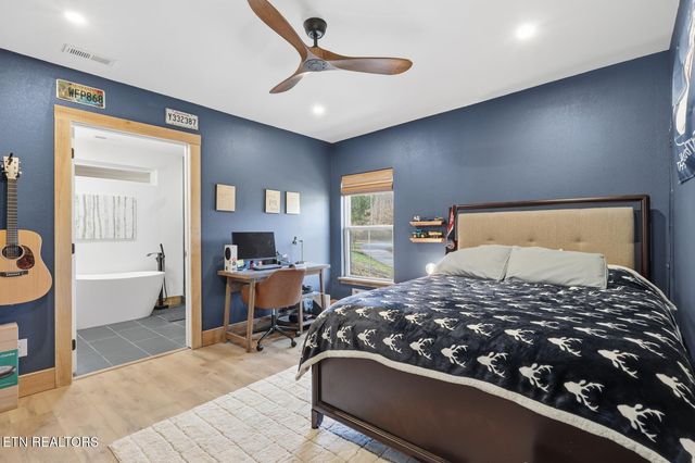 8523 Heiskell Rd, Powell, TN 37849