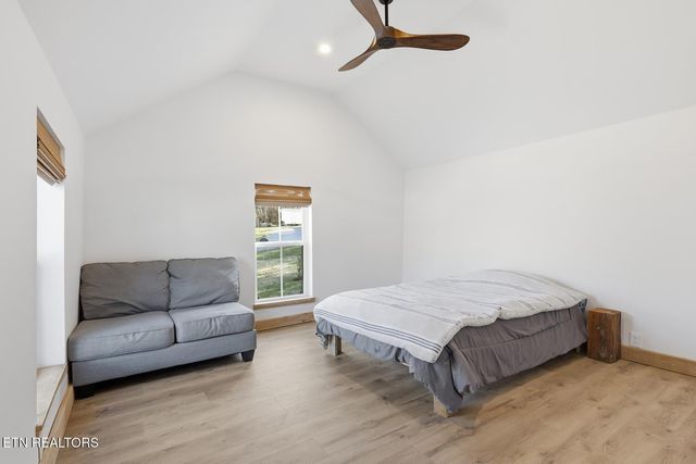 8523 Heiskell Rd, Powell, TN 37849