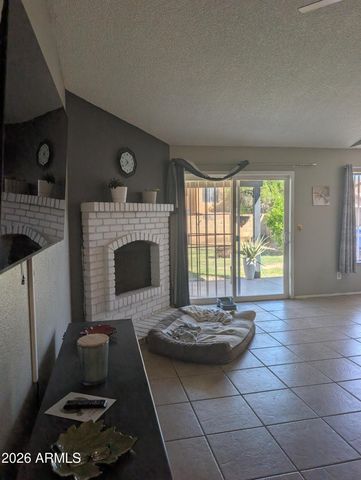 1626 E VINEYARD Road, Phoenix, AZ 85042