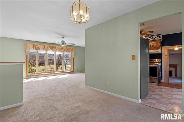 2709 CLIFTON Drive, Springfield, IL 62704